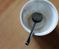 Abfalltipp: Joghurtbecher entsorgen 